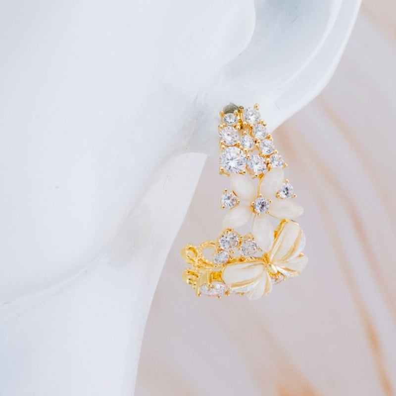 Aretes hoop flor Con Perlas y zirconias Pin De Plata Baño 18k