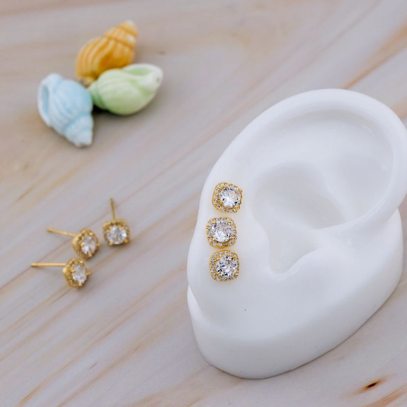 Set de 3 pares de Aretes piercing con zirconia cuadrado