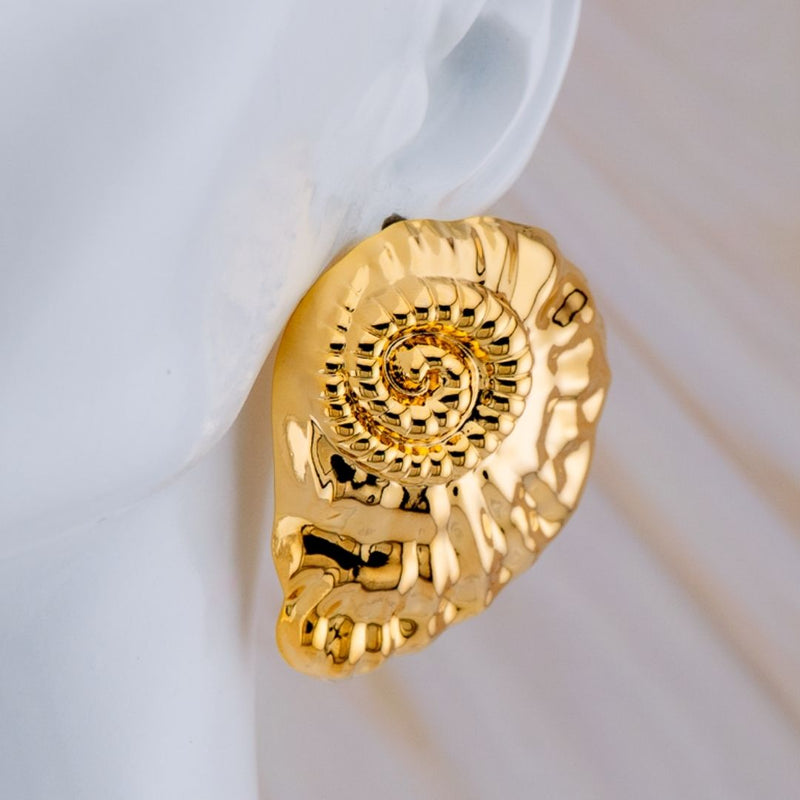 Aretes en tendencia chunky en forma de caracol baño 18k