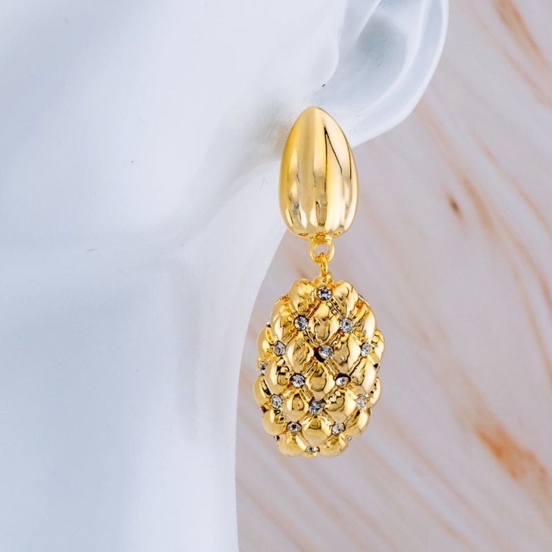 Aretes colgantes con Zirconias baño 18k