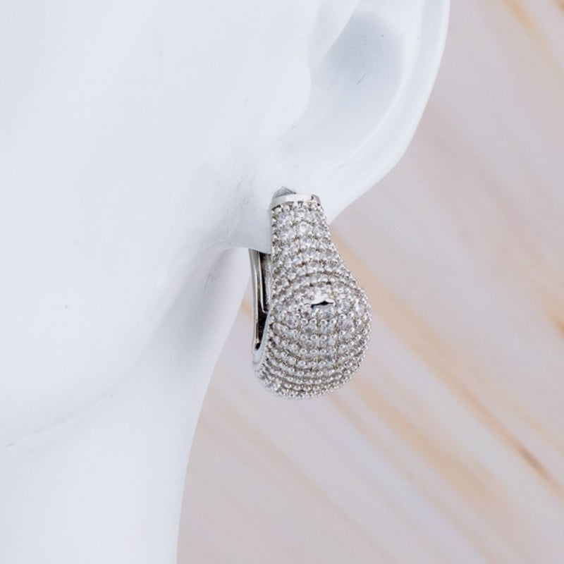 Aretes hoop con zirconias baño 18k