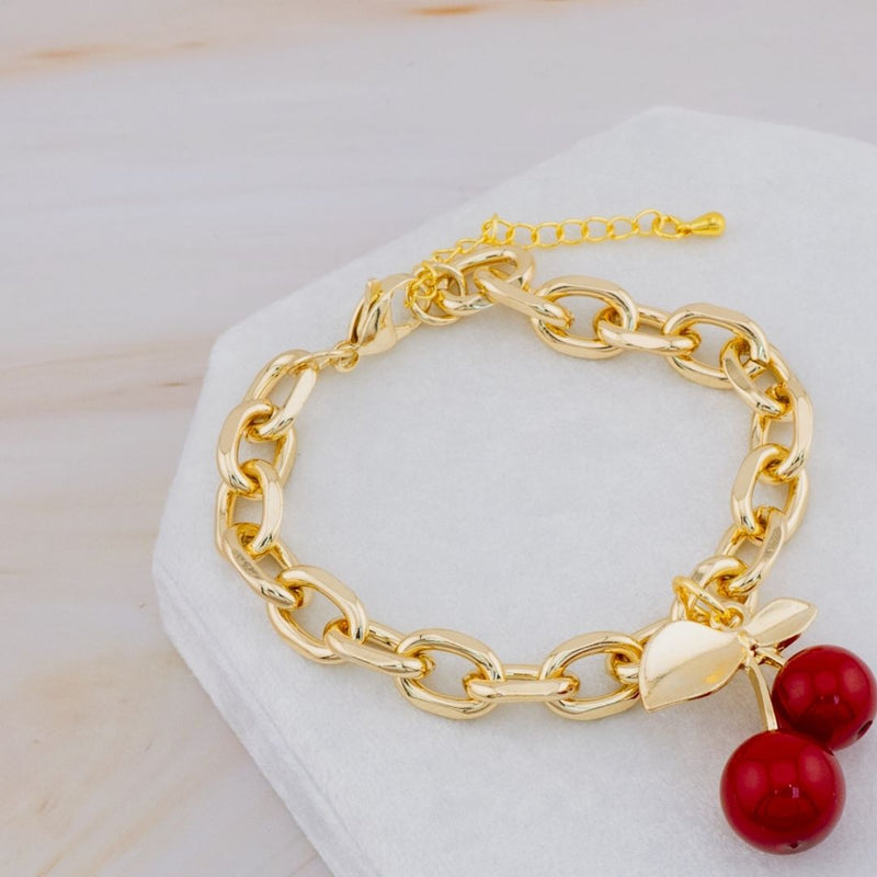Pulsera ajustable con eslabones y dije de cereza baño 18k
