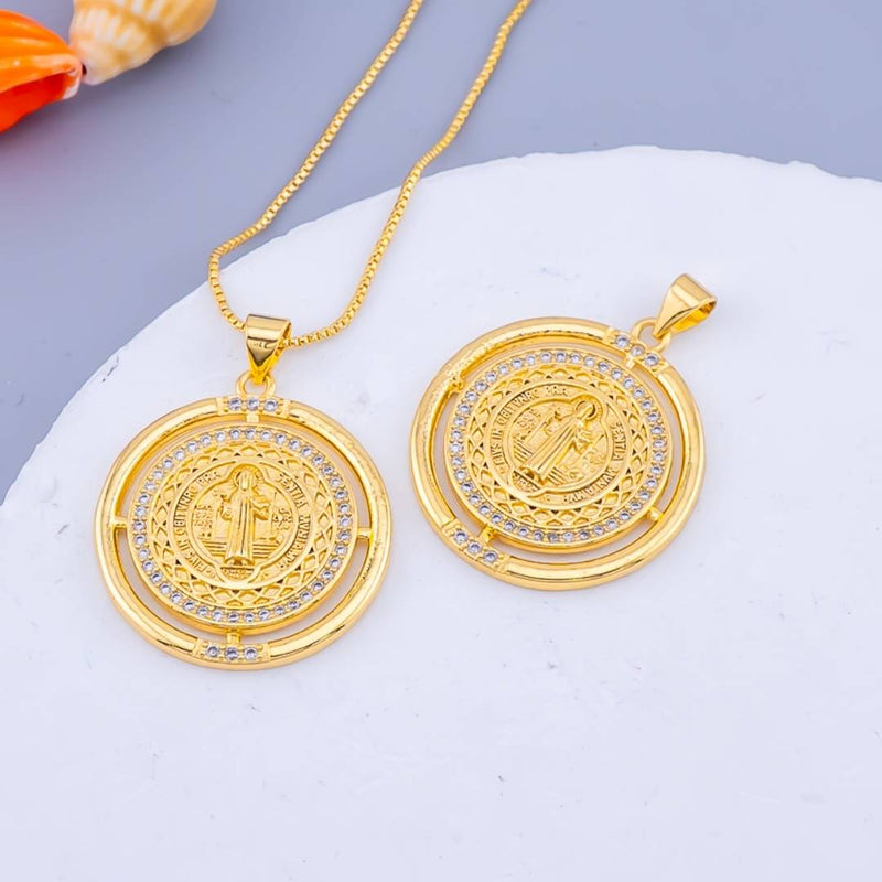 Dije San Benito micropave corazon baño 18k