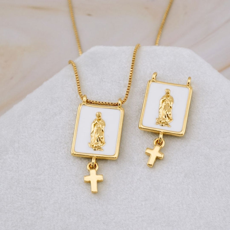 DIJE escapulario de la Virgen Milagrosa baño 18k