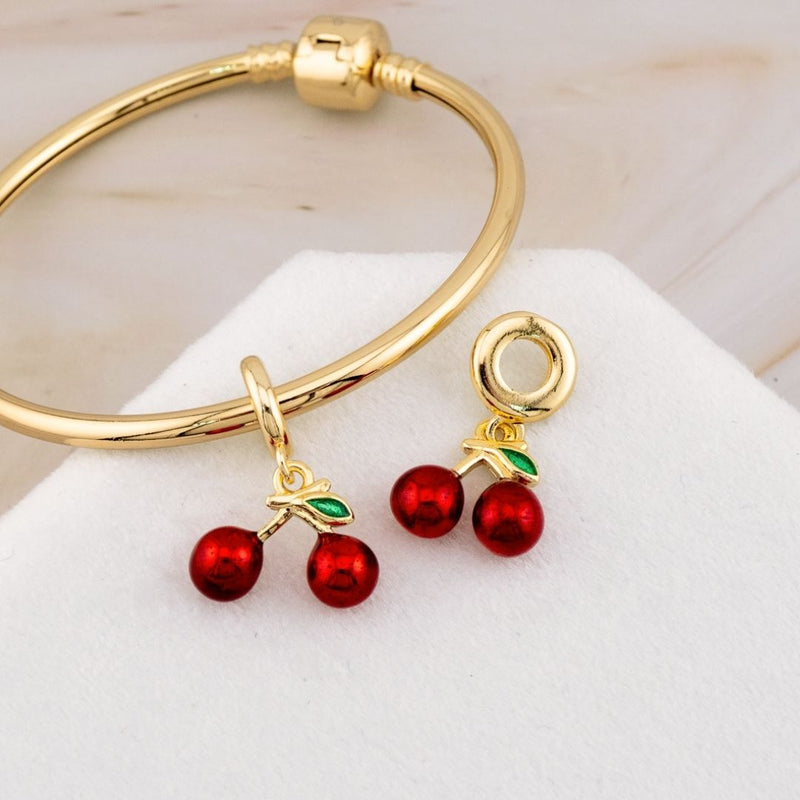 Charm estilo pandora cereza y baño 18k