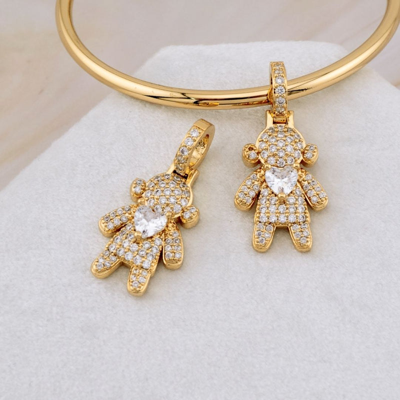 Charm Niña estilo pandora con zirconia corazon microvape y baño 18k