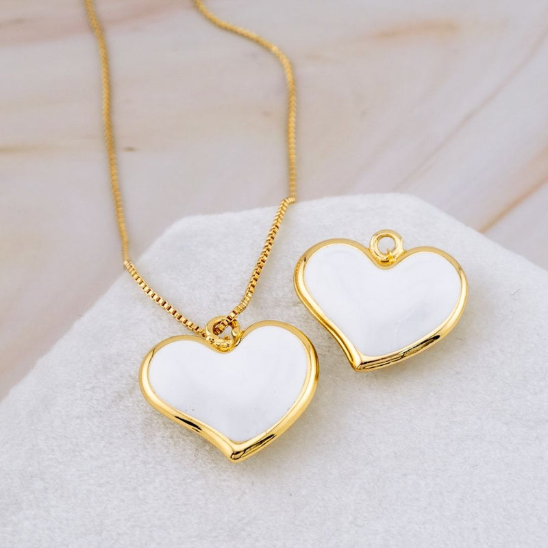 Dije de corazon esmaltado baño 18k