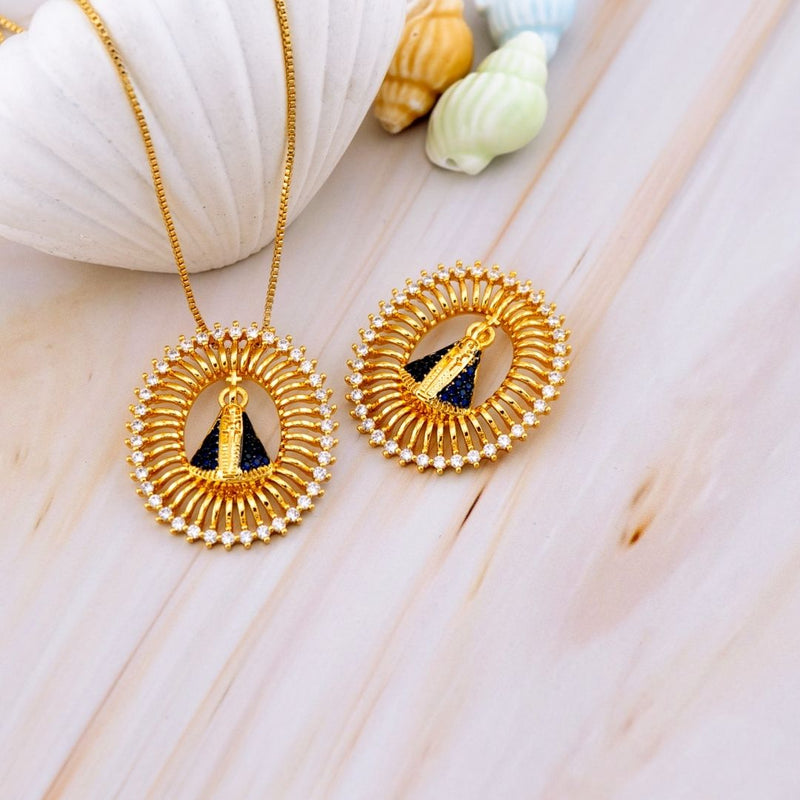 Dije Virgen de Suyapa en micropave con baño 18k