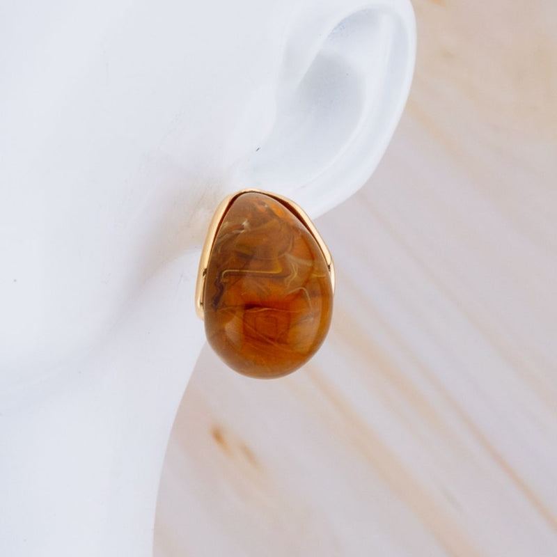 Aretes stud luna carey baño 18k