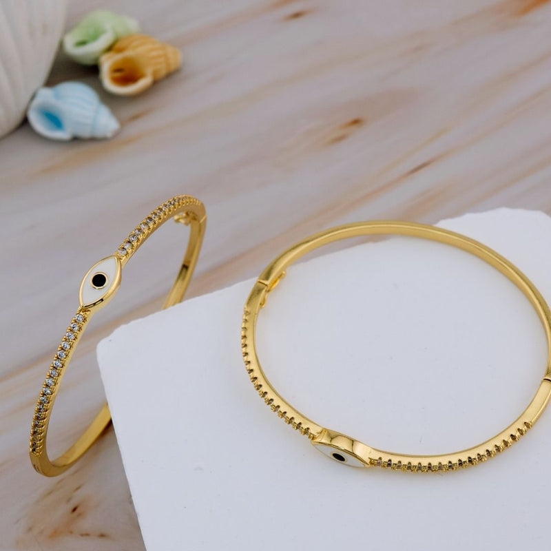 Brazalete ojo turco con zirconia baño 18k