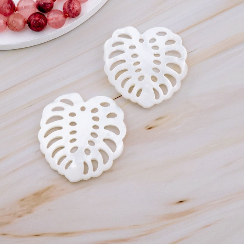 Dije hoja Concha nacar 36 x 40 mm