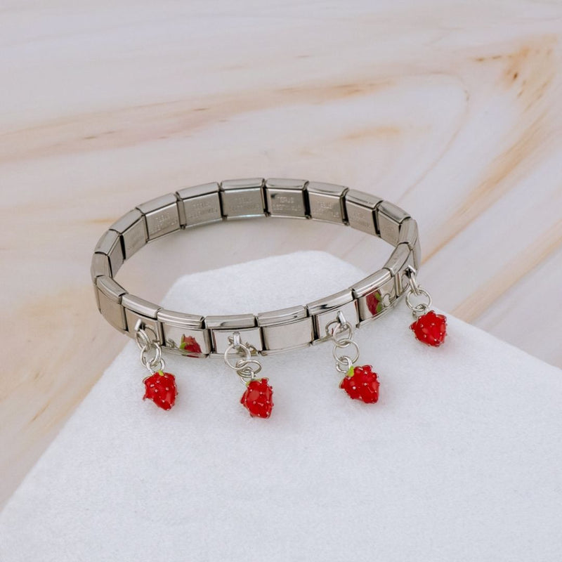 Pulsera elastica estilo Italiana acero inoxidable y colgantes de fresas